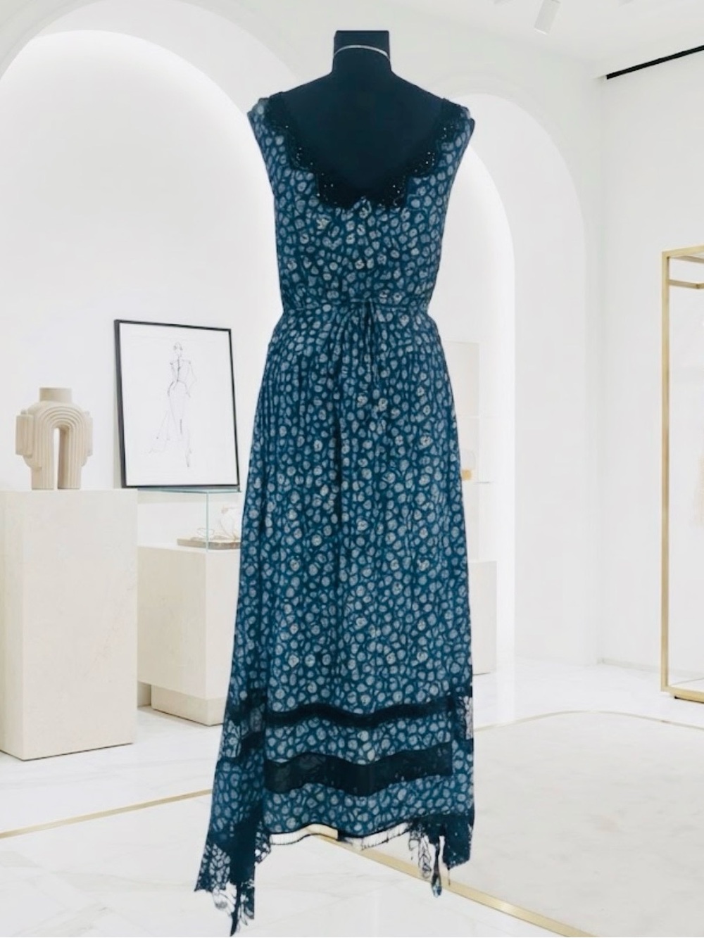 Coach NWT Blue Floral Lace Trim Tie Back Dress Designer Hanger - Picture 9 of 14